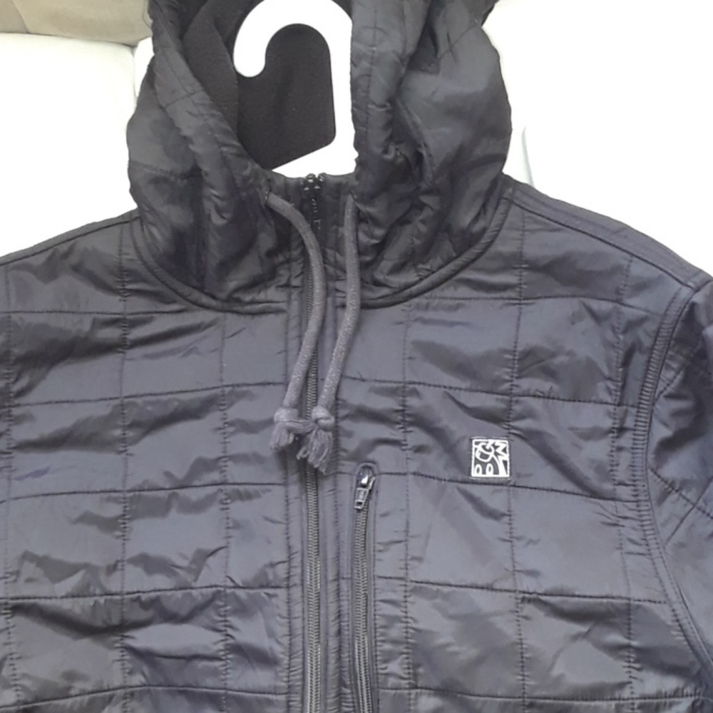 The hundreds sweater
